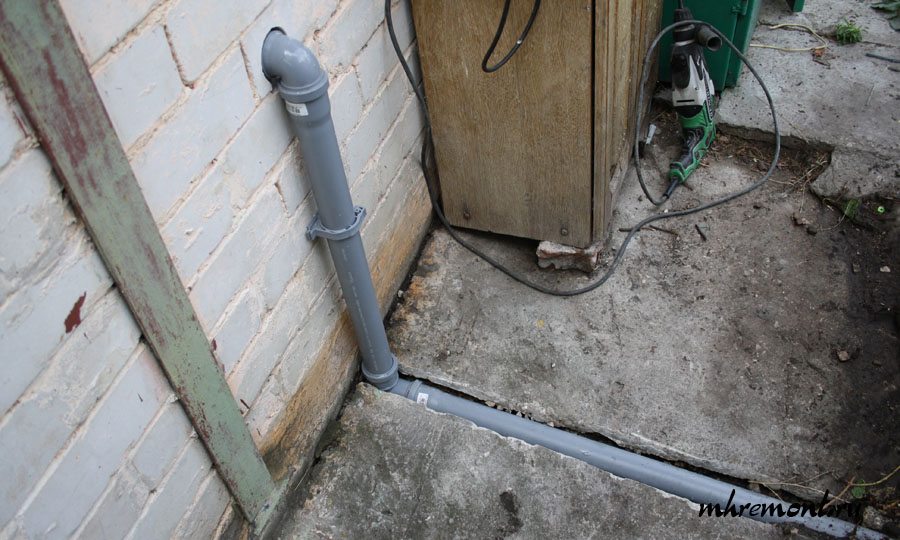 Прокладка канализации в дачном доме: прокладка труб канализации, подключение канализации к раковине